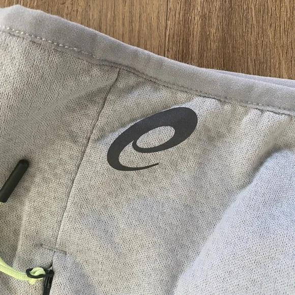 ASICS jacket - Picture 3 of 5